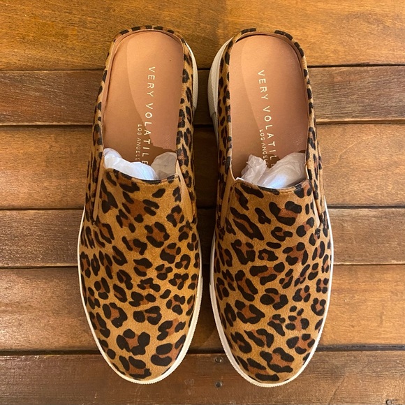 Very Volatile Leopard Slip-on Sneakers - Picture 5 of 9
